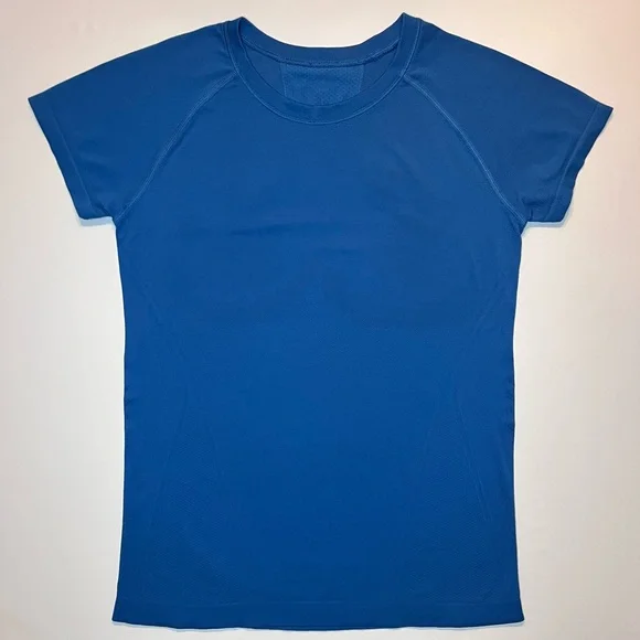 Women’s Athleta Momentum Seamless Tee Mesh Panels Stretch Breathable Sz. S - Picture 5 of 13